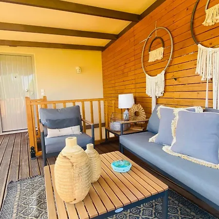 Linari Bohemian Living Lägenhet Kávallos